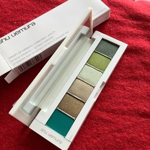 NIB Shu Uemura Brave beauty Green - eyeshadow palette